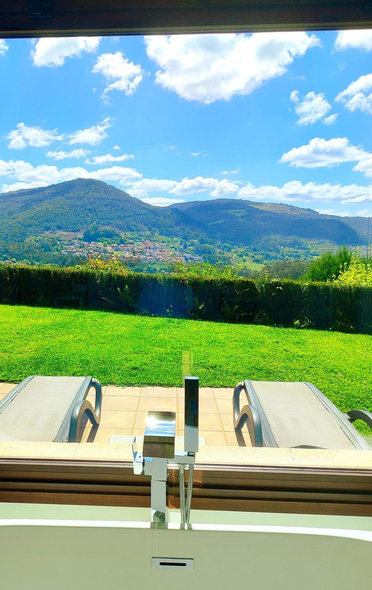 Casa Nueva De Vigo Rural Mos Con Jacuzzi Y Chimenea Para Escapada Romantica Εξωτερικό φωτογραφία